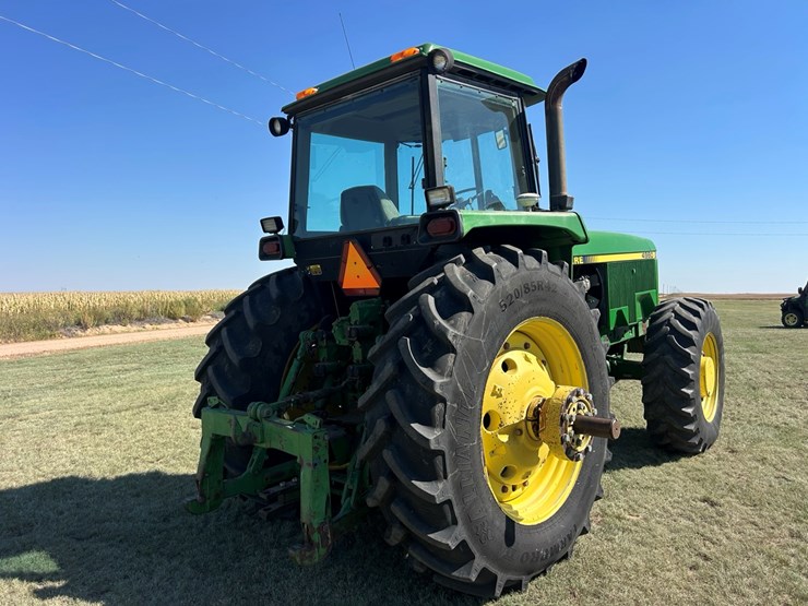 1993-john-deere-4960-image-3