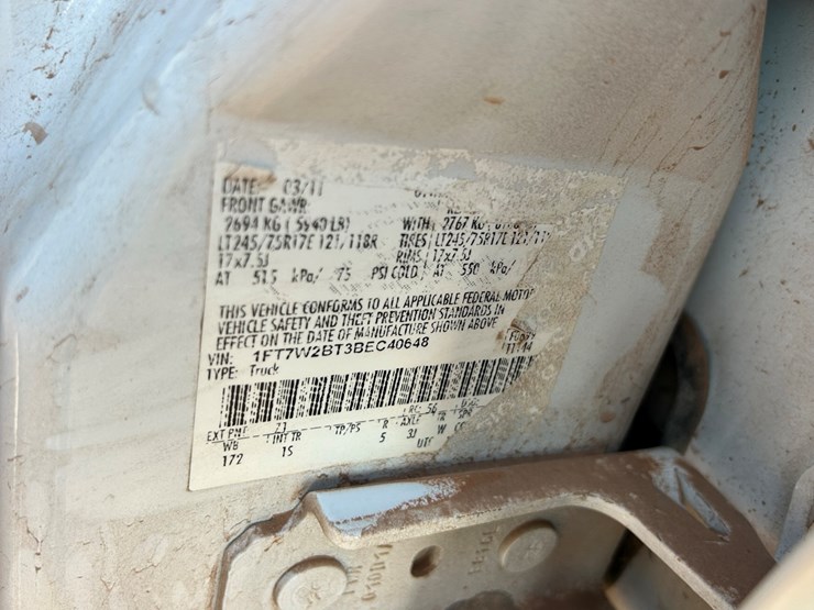 2011-ford-f250-image-31