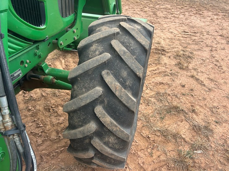 john-deere-7130-image-16
