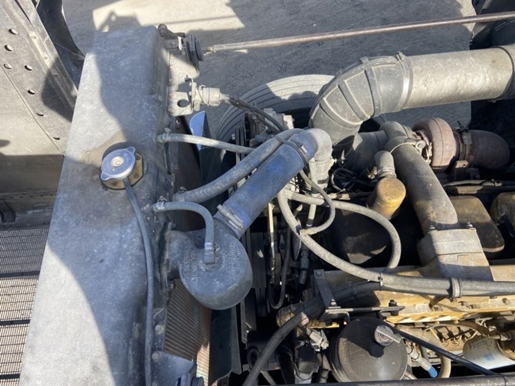 1984-peterbilt-359-image-25