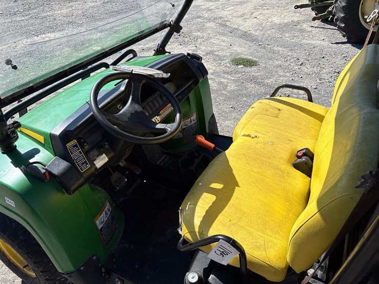 john-deere-gator-hpx-image-5