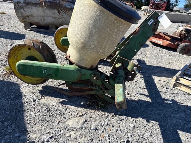 john-deere-2-image-2