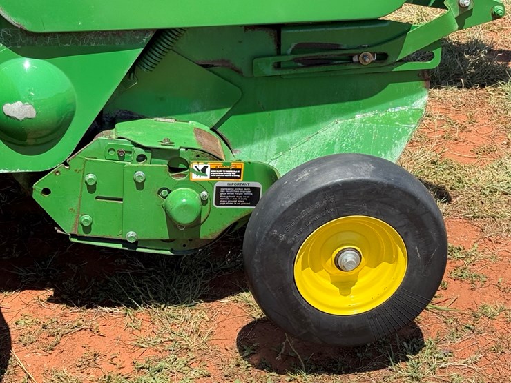 john-deere-569-image-3