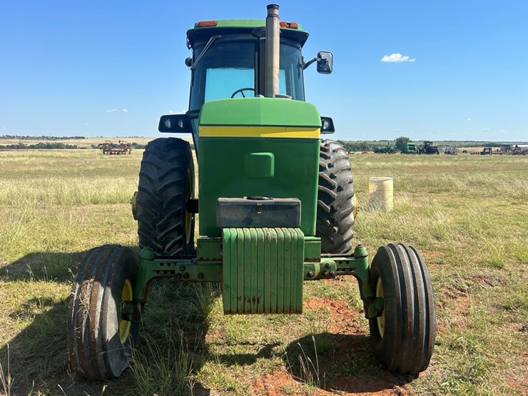 john-deere-4640-image-19