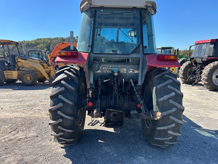 massey-ferguson-4235-image-7