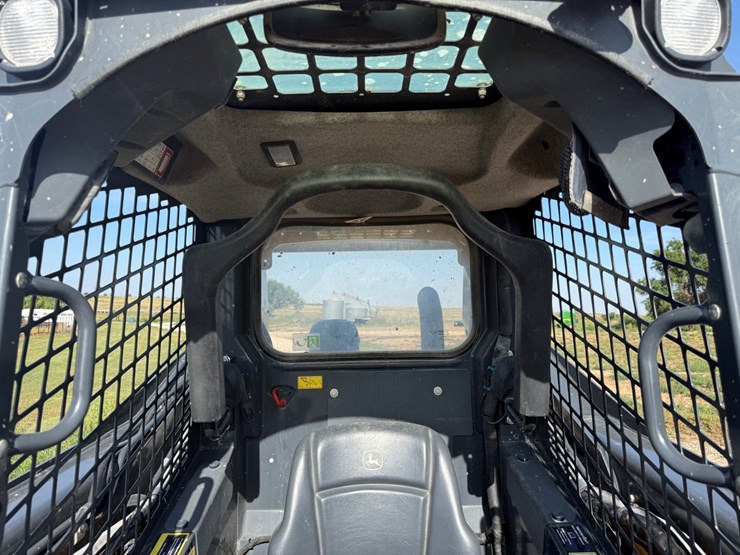 deere-325g-image-15