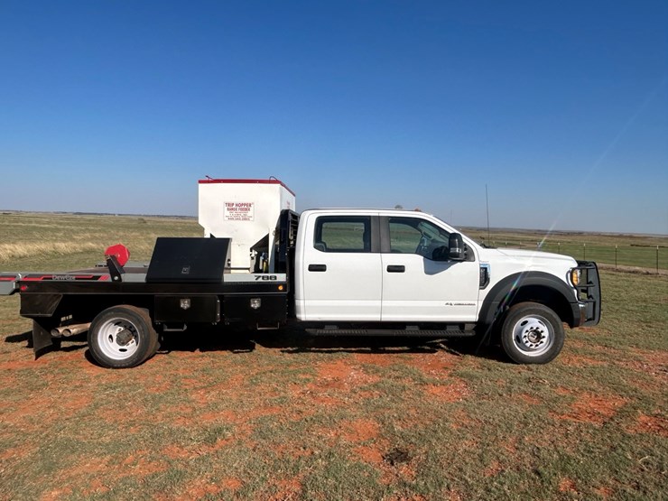 2017-ford-f550-image-29