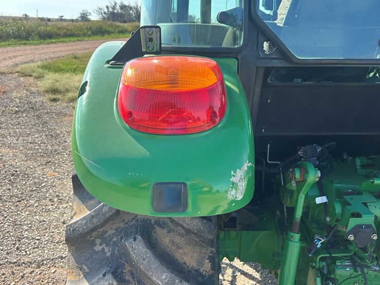 john-deere-5075e-image-9