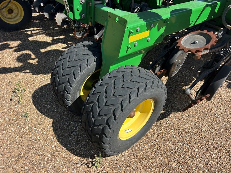 john-deere-1890-image-5