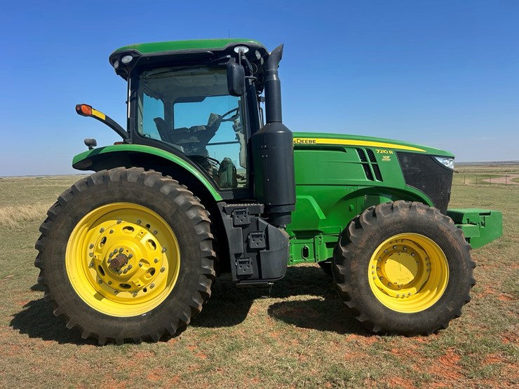 2014-john-deere-7210r-image-2