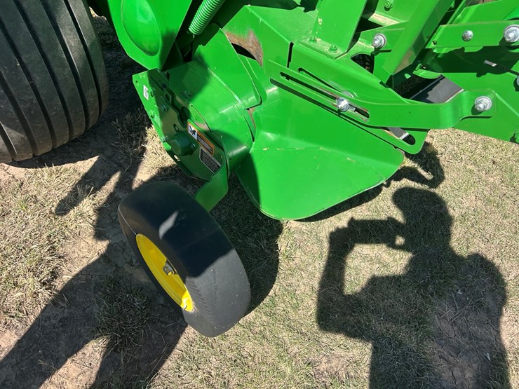 #6-•-2024-john-deere-561m-image-14