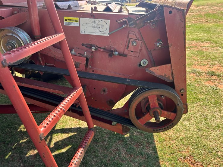 2004-case-ih-2388-image-36