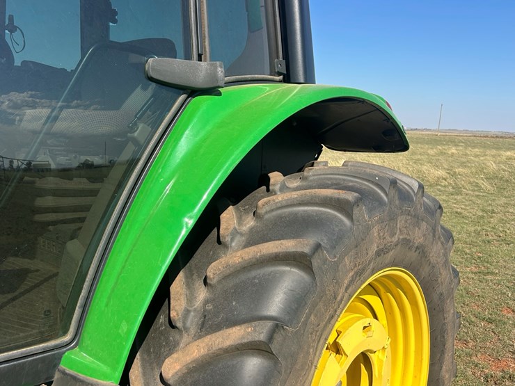 2014-john-deere-6140m-image-42