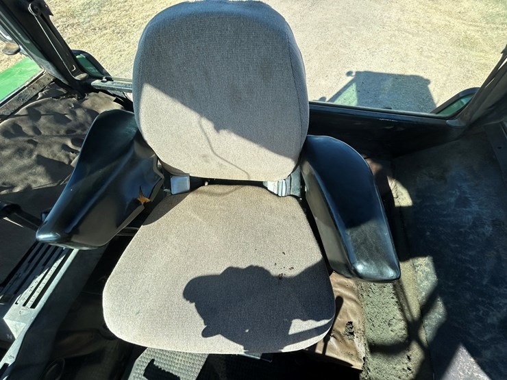 john-deere-4850-image-21