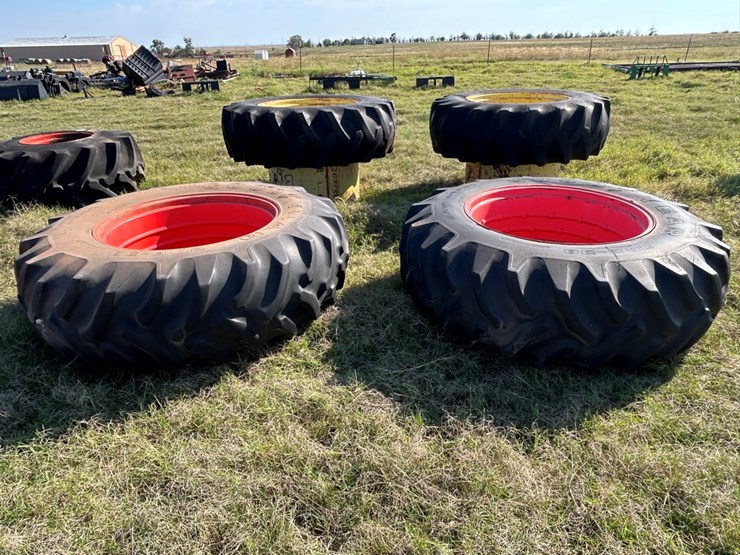 #100-•-case-wheels/tires-image-2