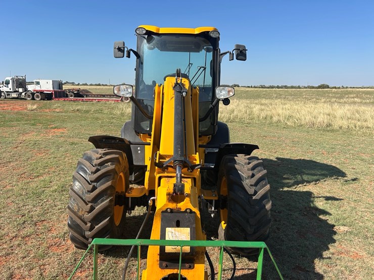 jcb-tm220-image-13