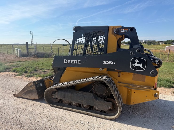 deere-325g-image-3