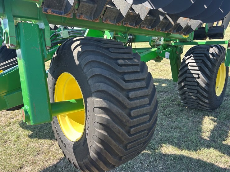2020-john-deere-2020-image-17