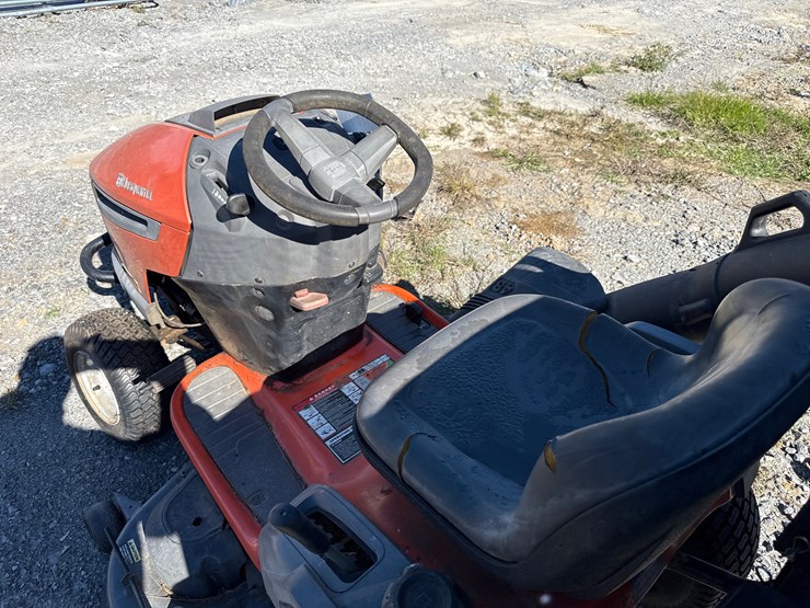 husqvarna-yth2348-image-4