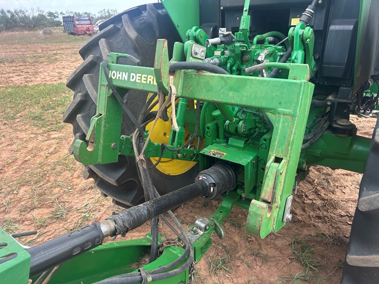 john-deere-7130-image-5