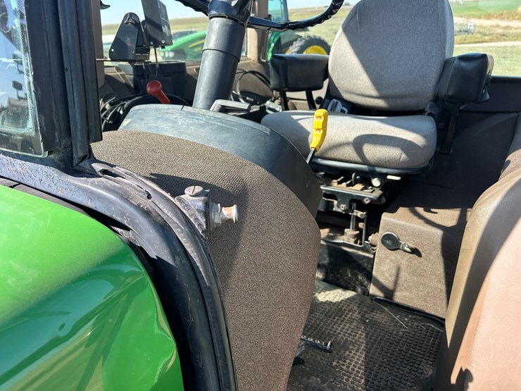 1993-john-deere-4960-image-24