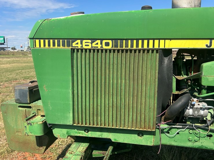 john-deere-4640-image-17