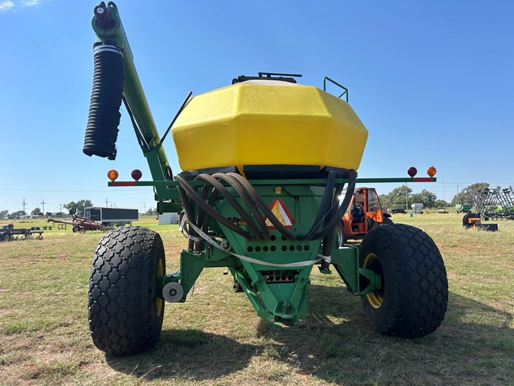 john-deere-1900-image-4