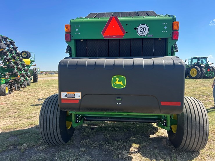 #6-•-2024-john-deere-561m-image-4