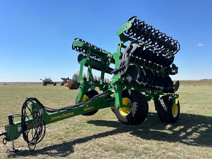 2020-john-deere-2020-image-16