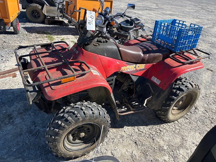 arctic-cat-300-image-3