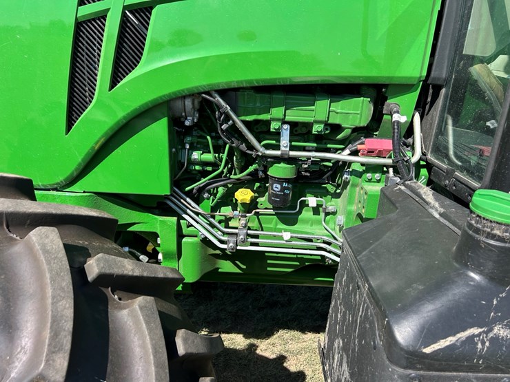 2024-john-deere-6135e-image-30