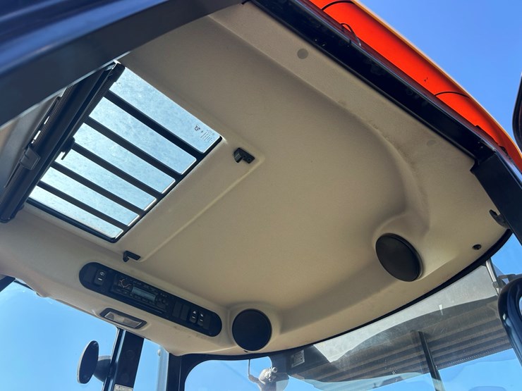 jcb-tm220-image-17