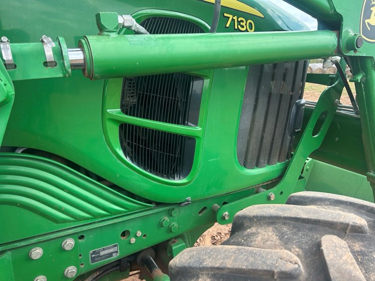 john-deere-7130-image-13