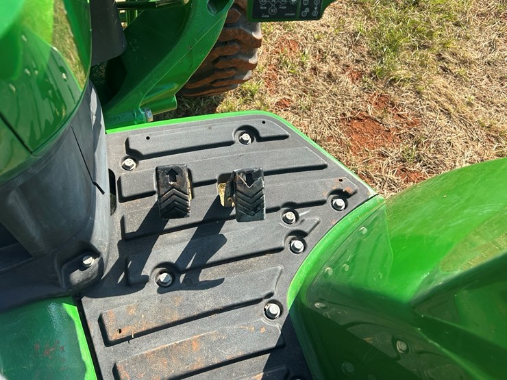 2019-john-deere-4044m-image-20