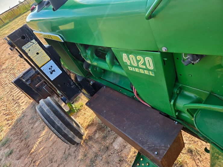 john-deere-4020-image-3
