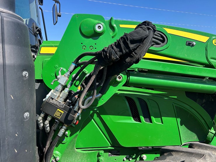 2023-john-deere-6130m-image-14