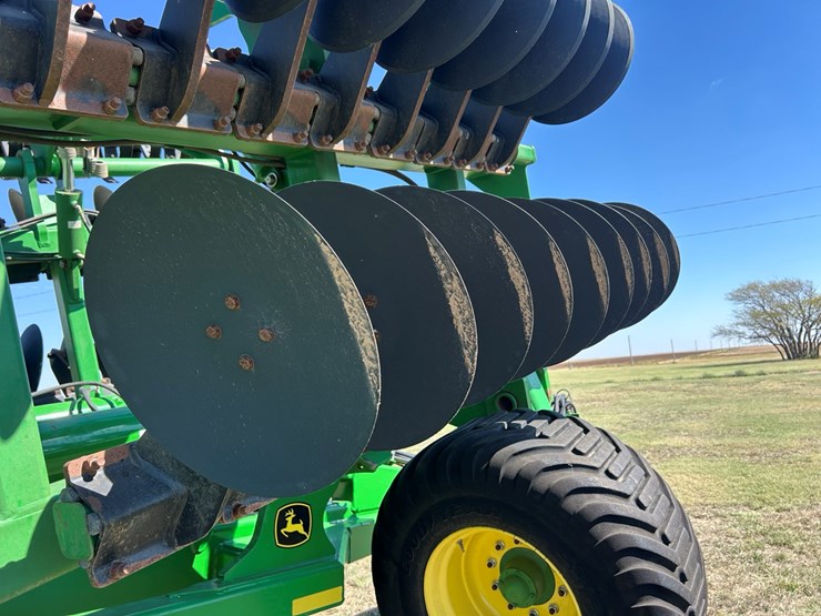 2020-john-deere-2020-image-9