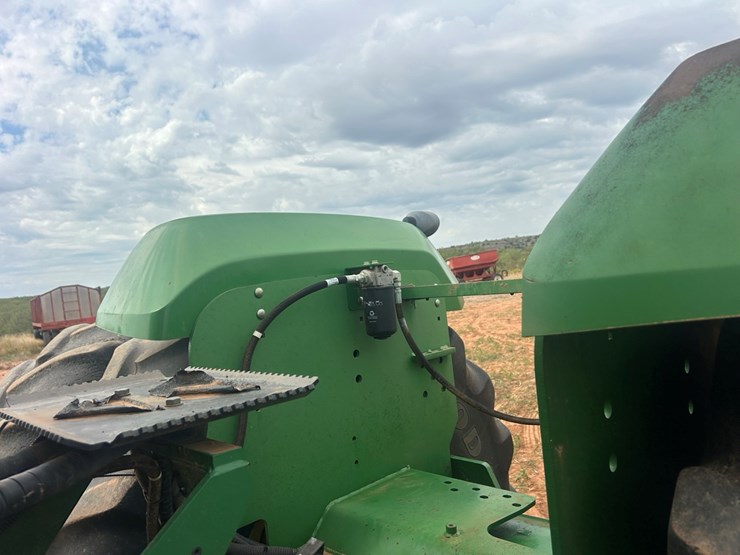 john-deere-9320-image-24