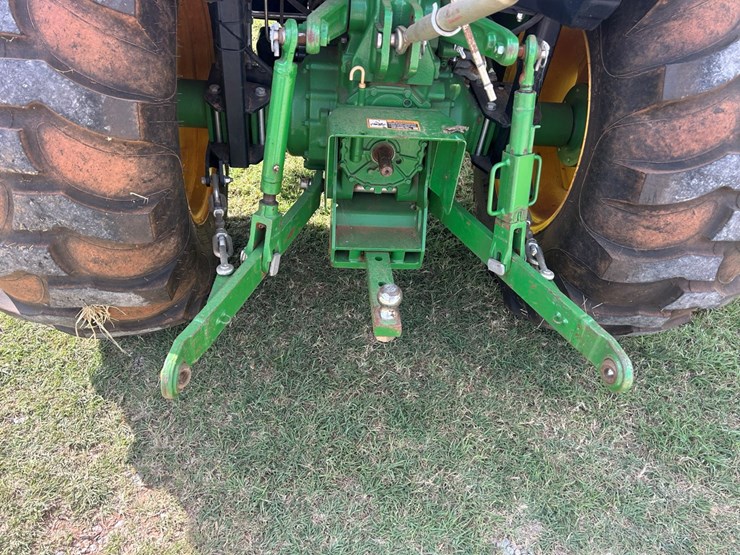 john-deere-4066m-image-5