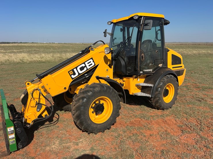 jcb-tm220-image-24