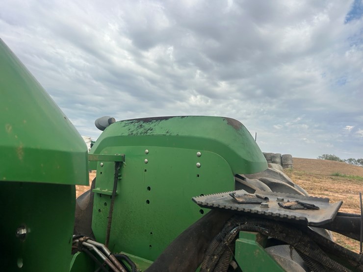 john-deere-9320-image-11