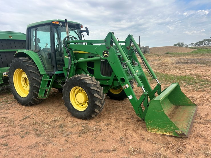 john-deere-7130-image-1