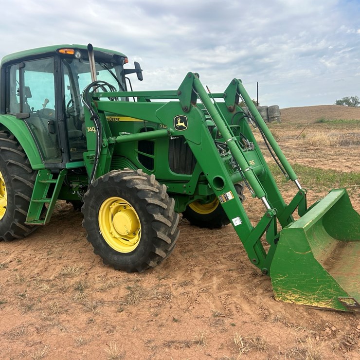 JOHN DEERE 7130