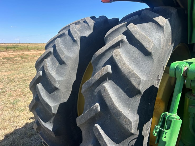 2005-john-deere-8420-image-10