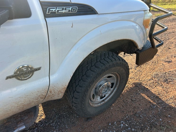2011-ford-f250-image-18