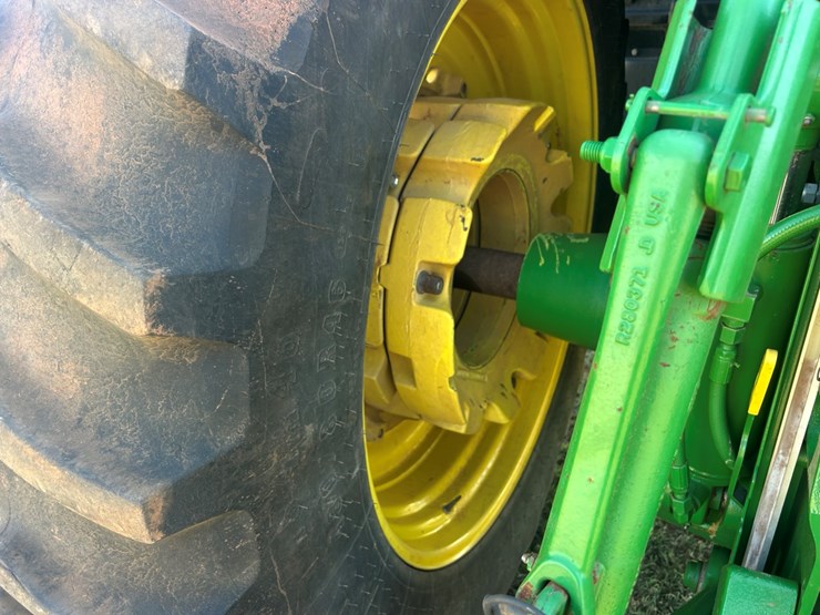 2014-john-deere-7210r-image-8