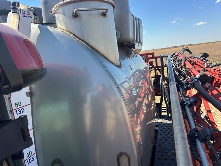 2020-case-ih-patriot-4440-image-40