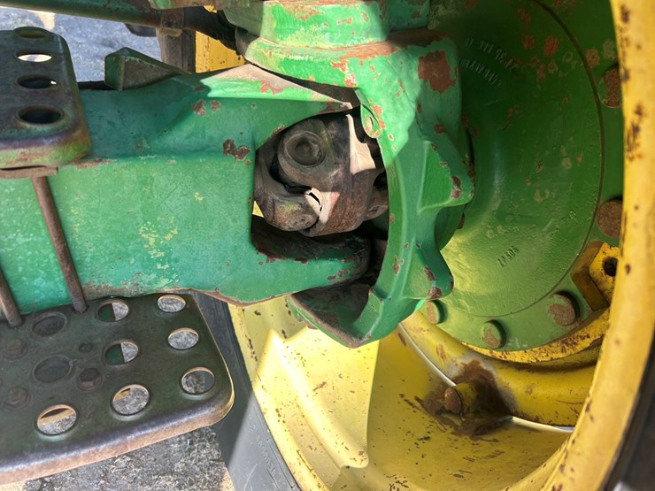 john-deere-4850-image-17