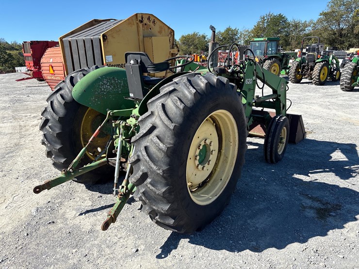 john-deere-2130-image-4