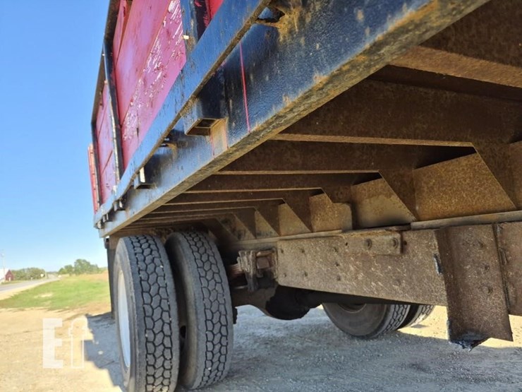 1990-international-flatbed-8462-image-7